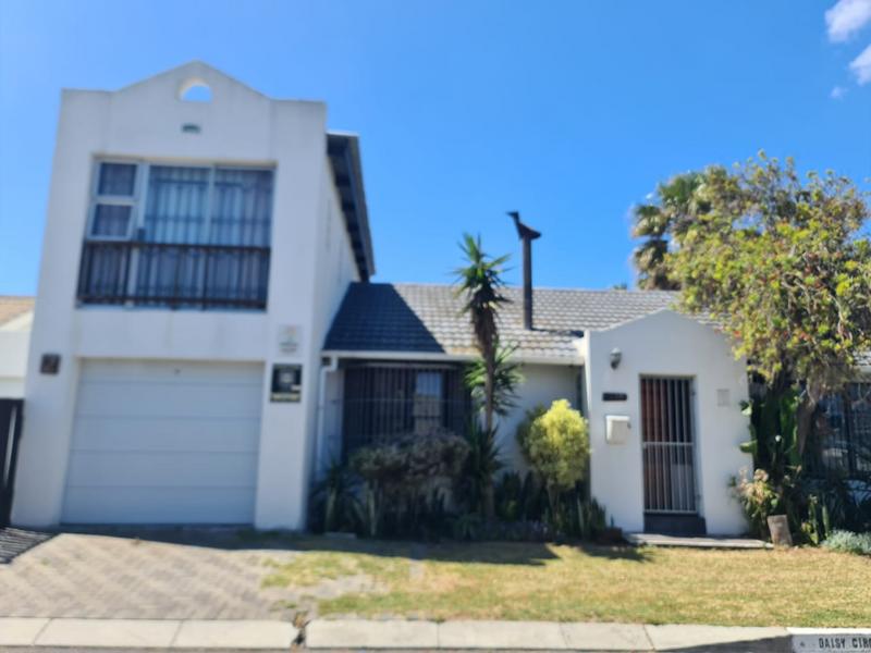 2 Bedroom Property for Sale in Rugby Western Cape